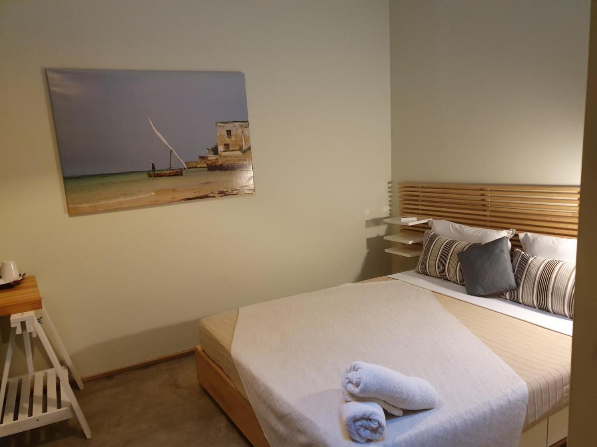 Liv Inn Guest House 马普托 外观 照片